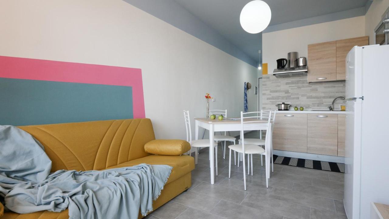 Babyaccommodation Family Panoramic I Pietra Ligure Exterior foto