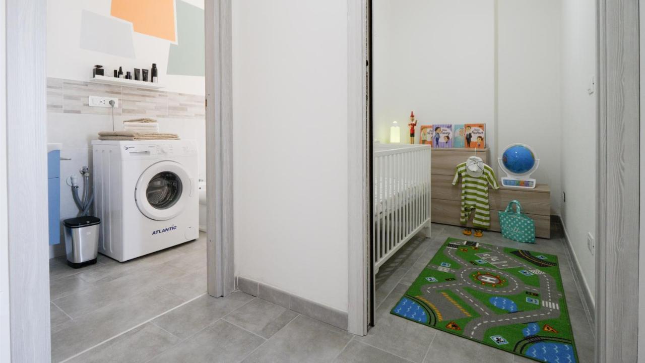 Babyaccommodation Family Panoramic I Pietra Ligure Exterior foto